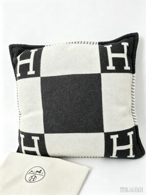 Hermes Gris Fonce/Ecru Merino Wool/Cashmere Avalon Throw Pillow
